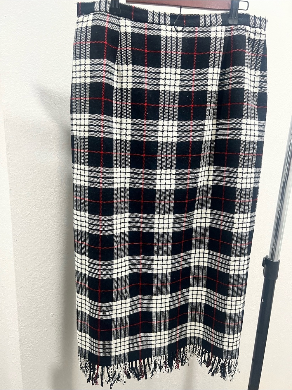 Black & White Plaid Fringe Maxi Skirt - Classic Women's Skirt